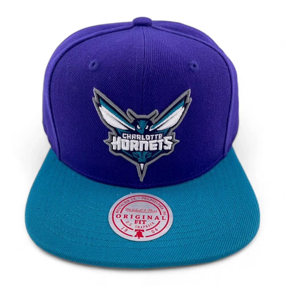 Mitchell & Ness Charlotte Hornets NBA Core Basic Classic Logo Snapback Hat Cap